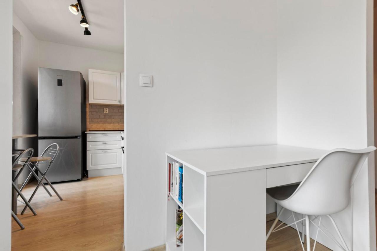 20 Minutes From Center W Netflix, Coffee Or Tea & Parking * Bratysława