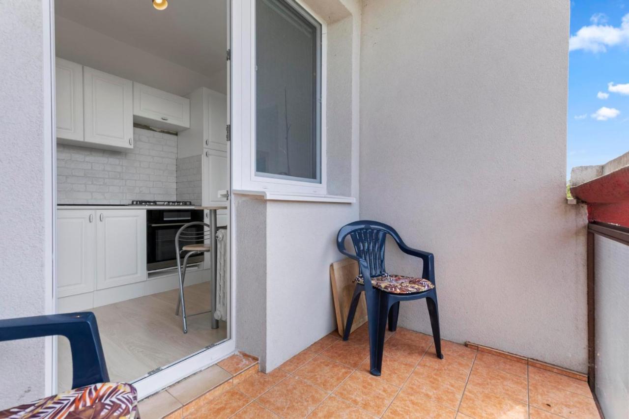 20 Minutes From Center W Netflix, Coffee Or Tea & Parking * Bratysława